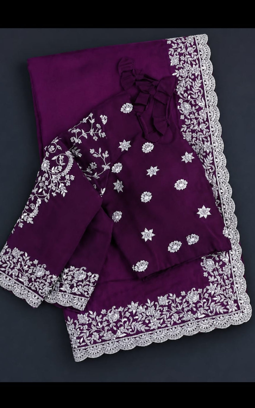 amazing beautiful purpel saree with blouse