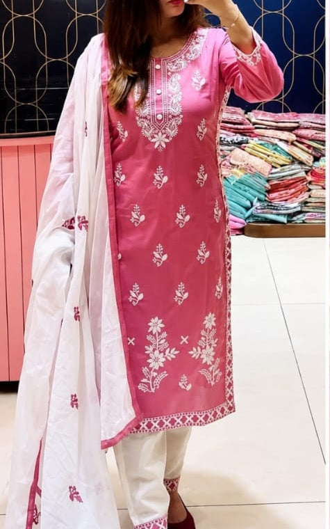 round neck kurta with duppata and bottomwear, calf length, sleeve length is three quater