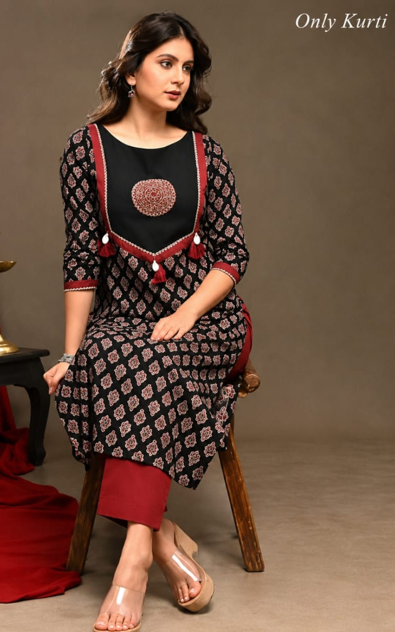 Traditional Straight Fit Kurti, Claf length, Three-Quater Sleeves