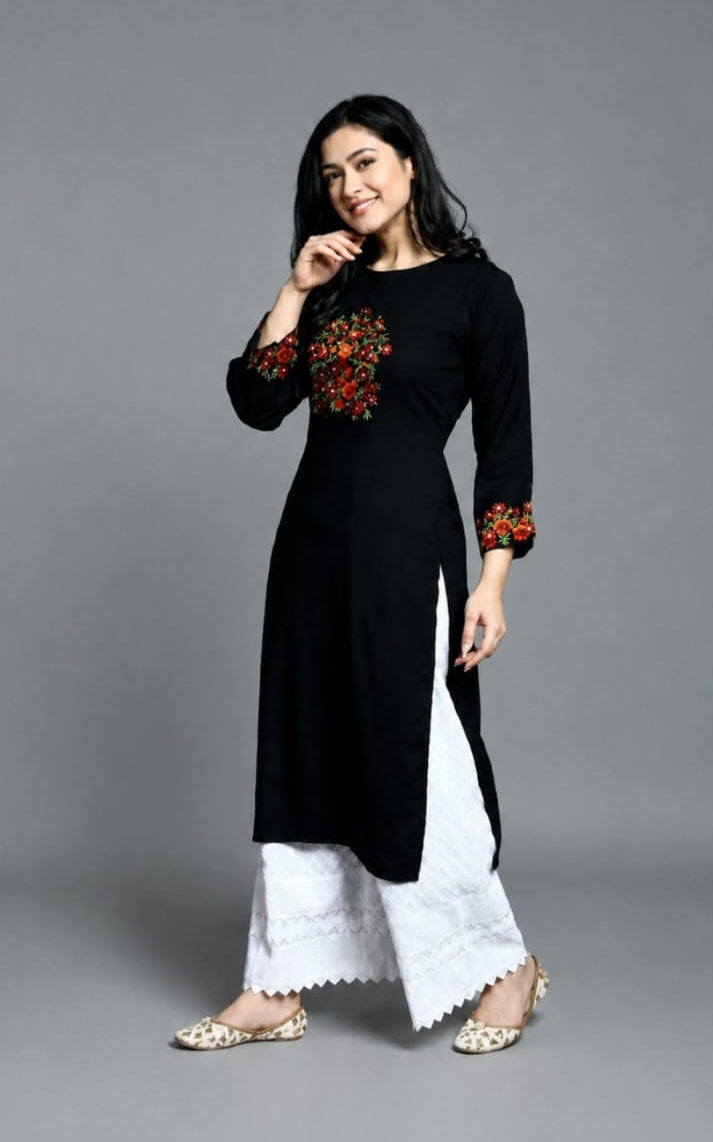 rayon kurti in round neck, sleeve length is three quater