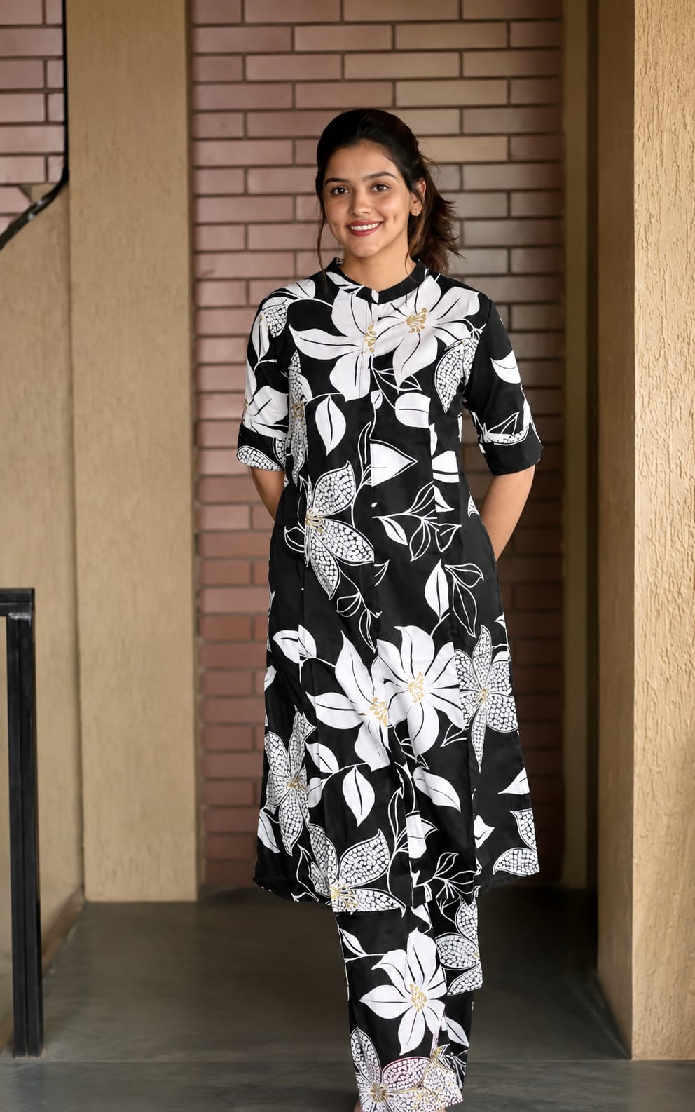 Top and Palazzo Set in crepe fabric, Calf Length, Round Neck, Three Quater Sleeves