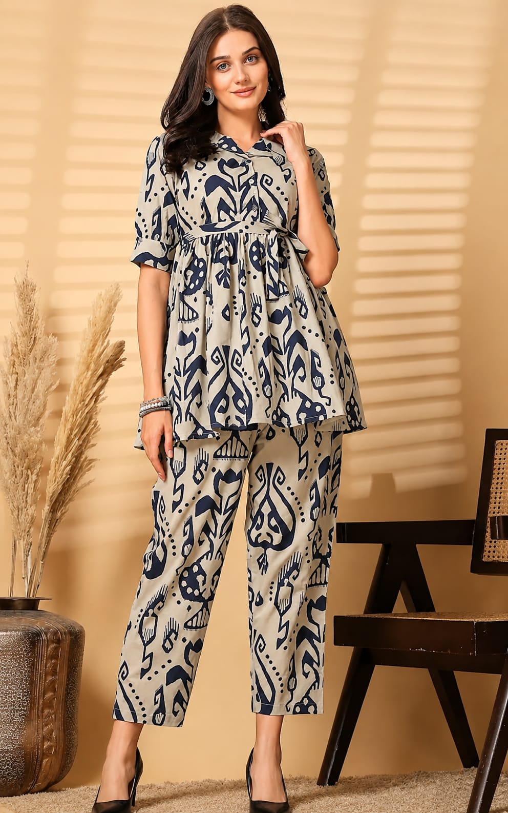 Womens and Girls Co-Ord set in Kurta and Palazzos, Round Neck, Short Sleeves