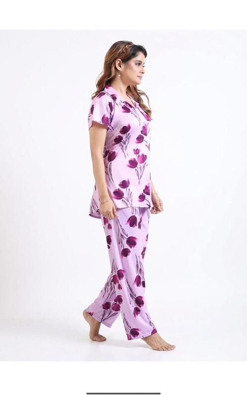 Beautiful Nightsuit in stain fabric, Below Waist, Lapel Neck, Short Sleeves