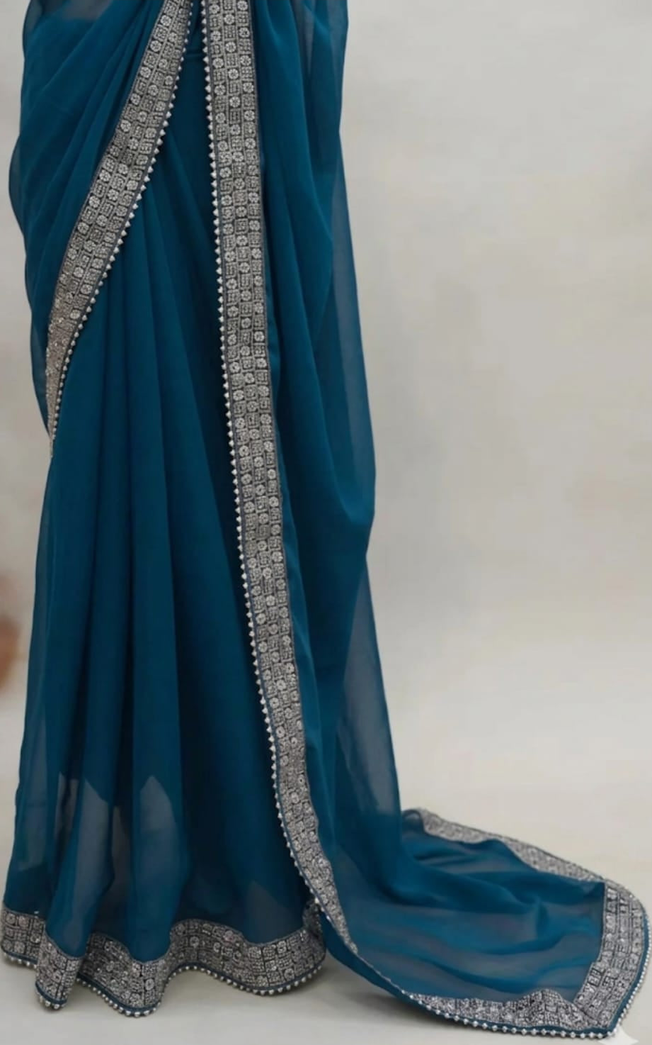 beautiful pink georgette saree