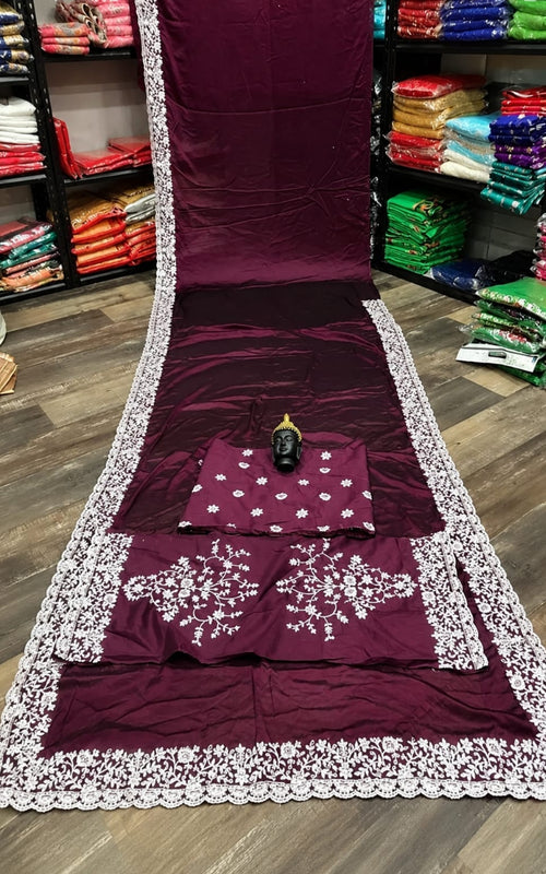 amazing beautiful purpel saree with blouse