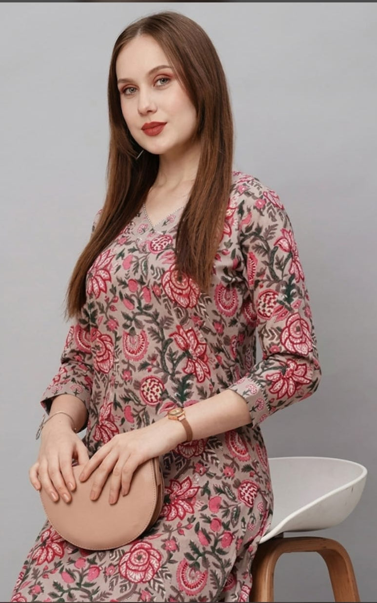 cotton kurta with pants, calf length, V-neck, three quater sleev length, gota work