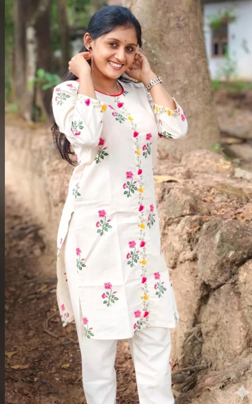round neck cotton kurta, knee length, sleeves length is three quater
