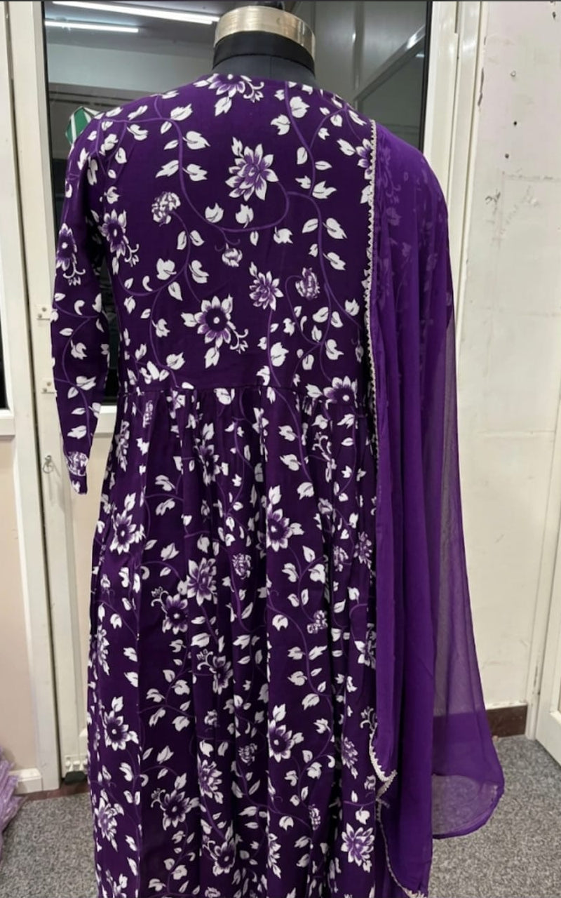 kurta with duppata and bottomwear, calf length, V-neck, sleeve length is three quater