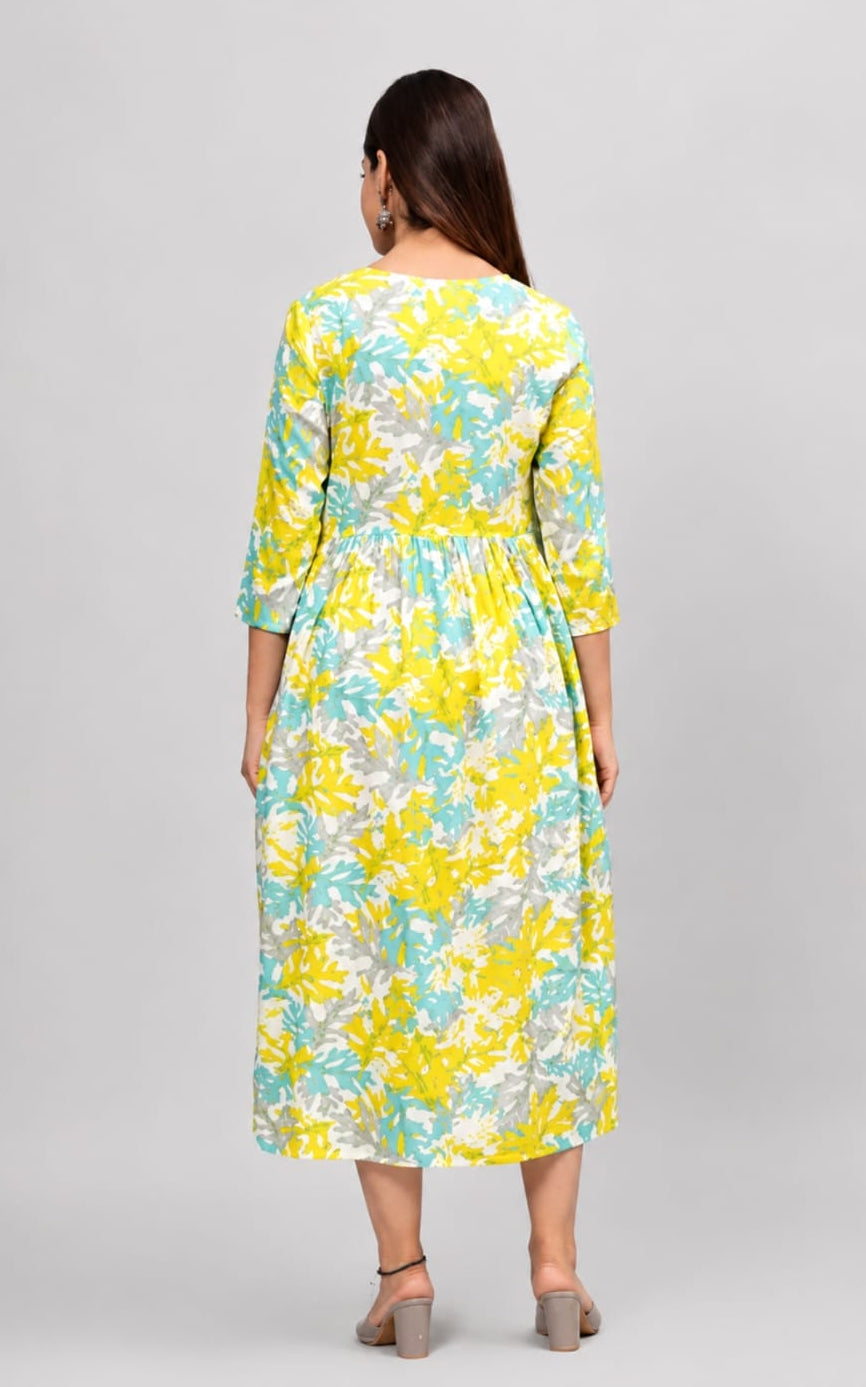 beautiful rayon anarkali in round neck, sleeve length is three quater