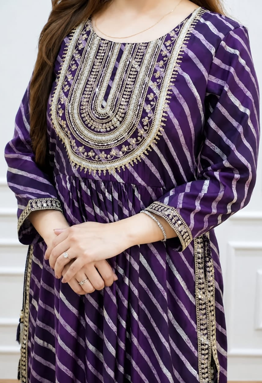 lahariya cut rayon kurti in round neck, sleeve length is three quater
