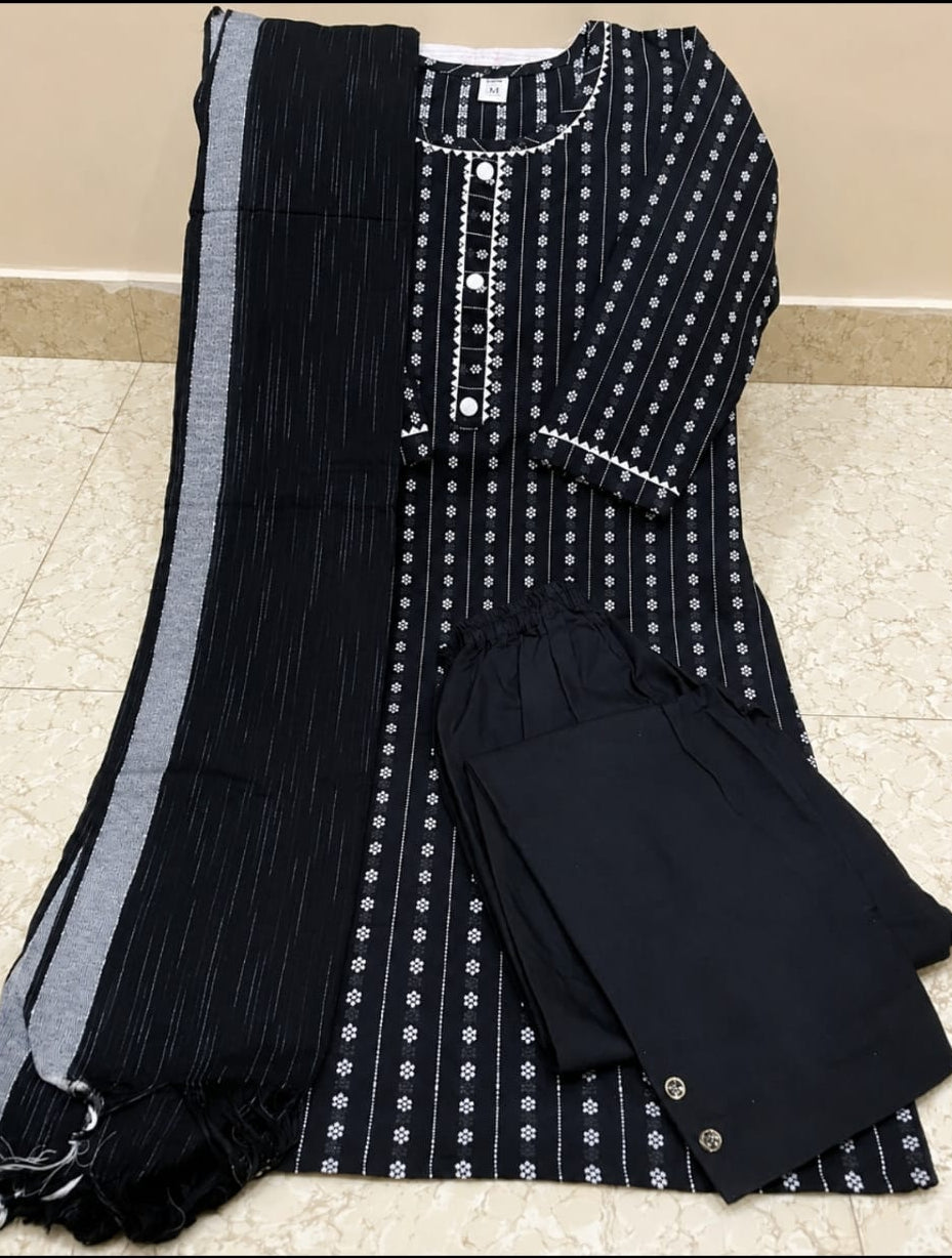 Kurta with duppata and bottomwear, round neck, calf length, three quater sleeves length