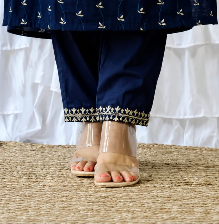 Rayon kurta with bottomwear, round neck, calf length, three quater sleeves