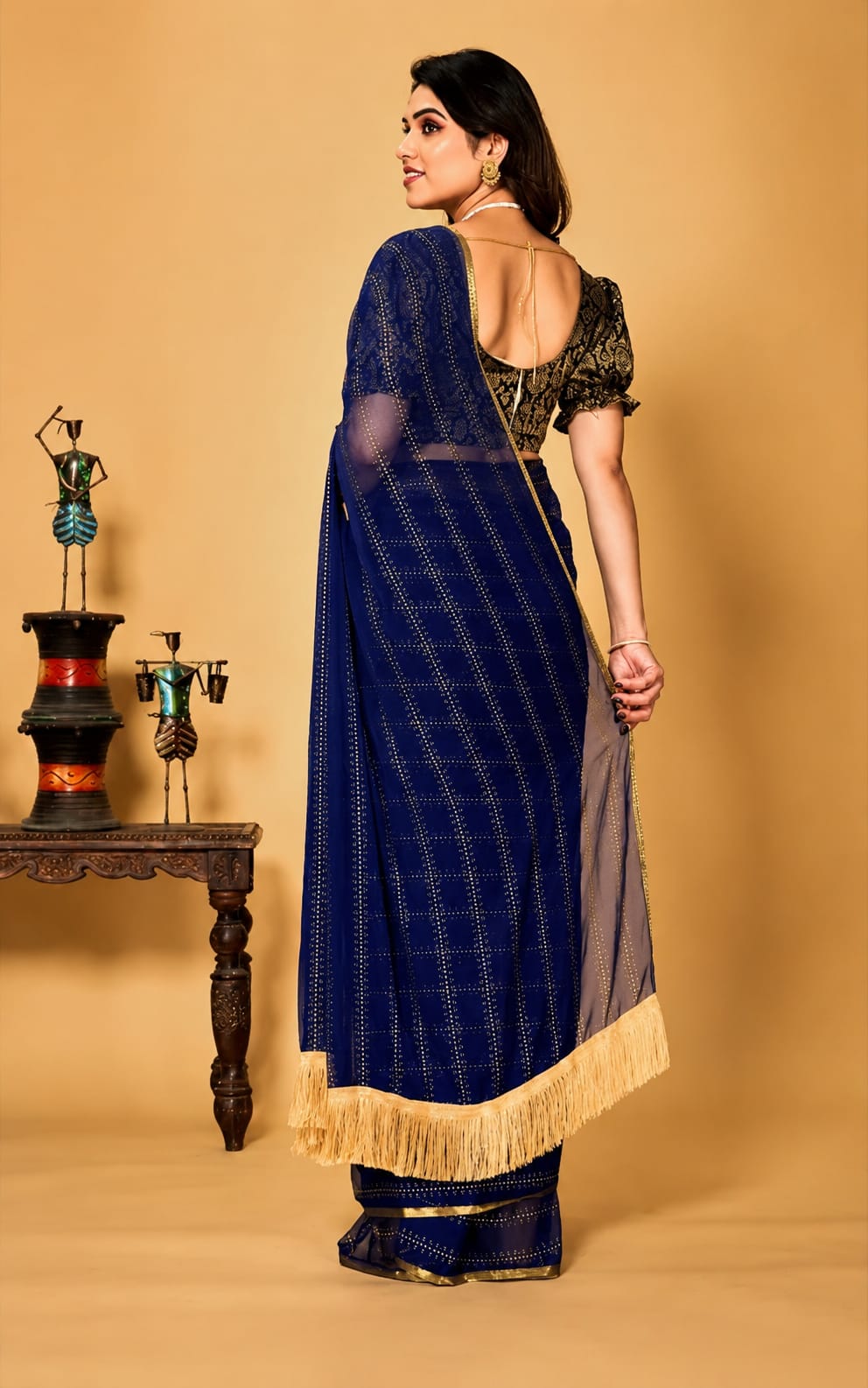 Womens saree in chiffon fabric with Seprated Blouse Piece