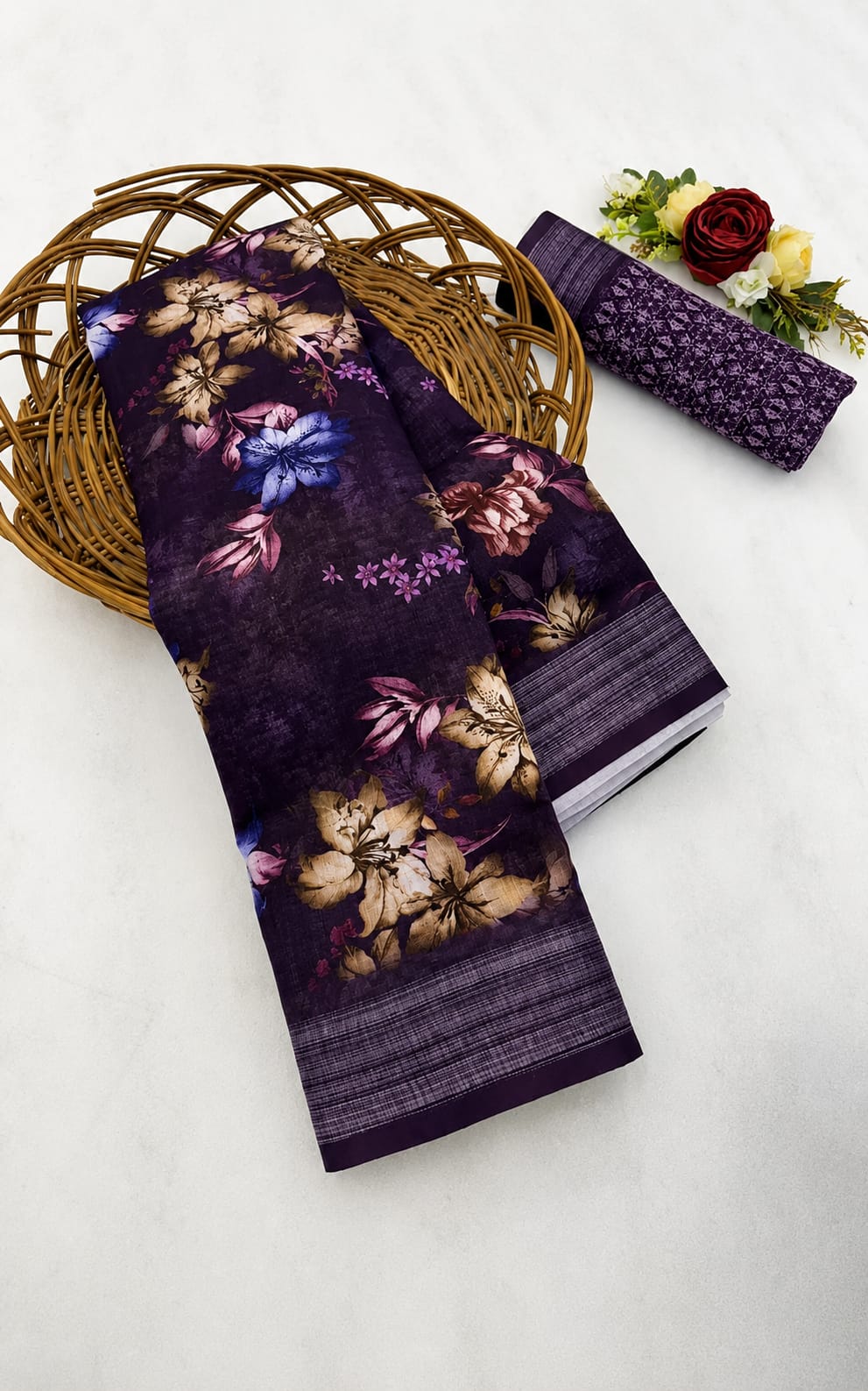 Womens cotton linen saree with Running Blouse in cotton linen fabric