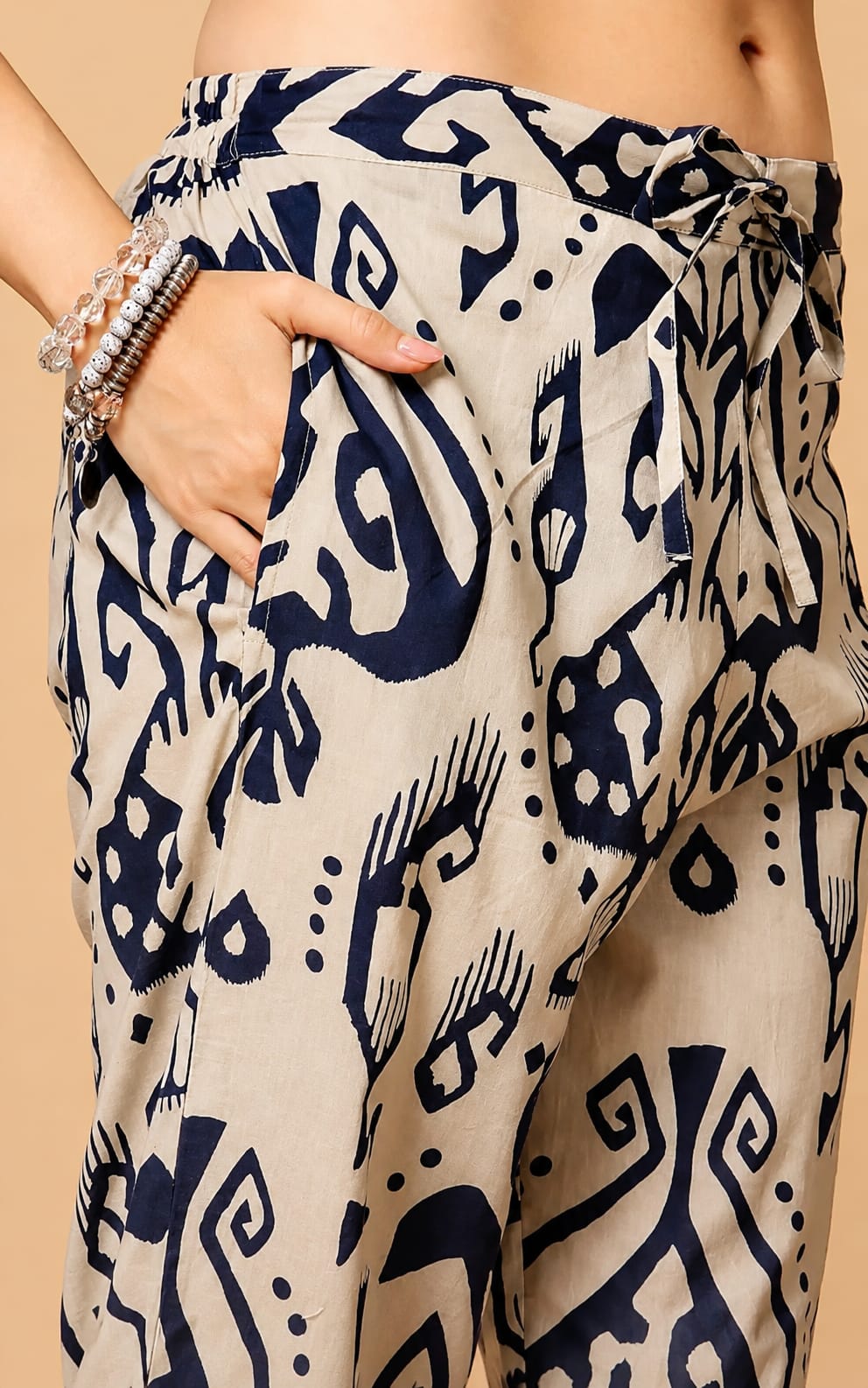 Womens and Girls Co-Ord set in Kurta and Palazzos, Round Neck, Short Sleeves