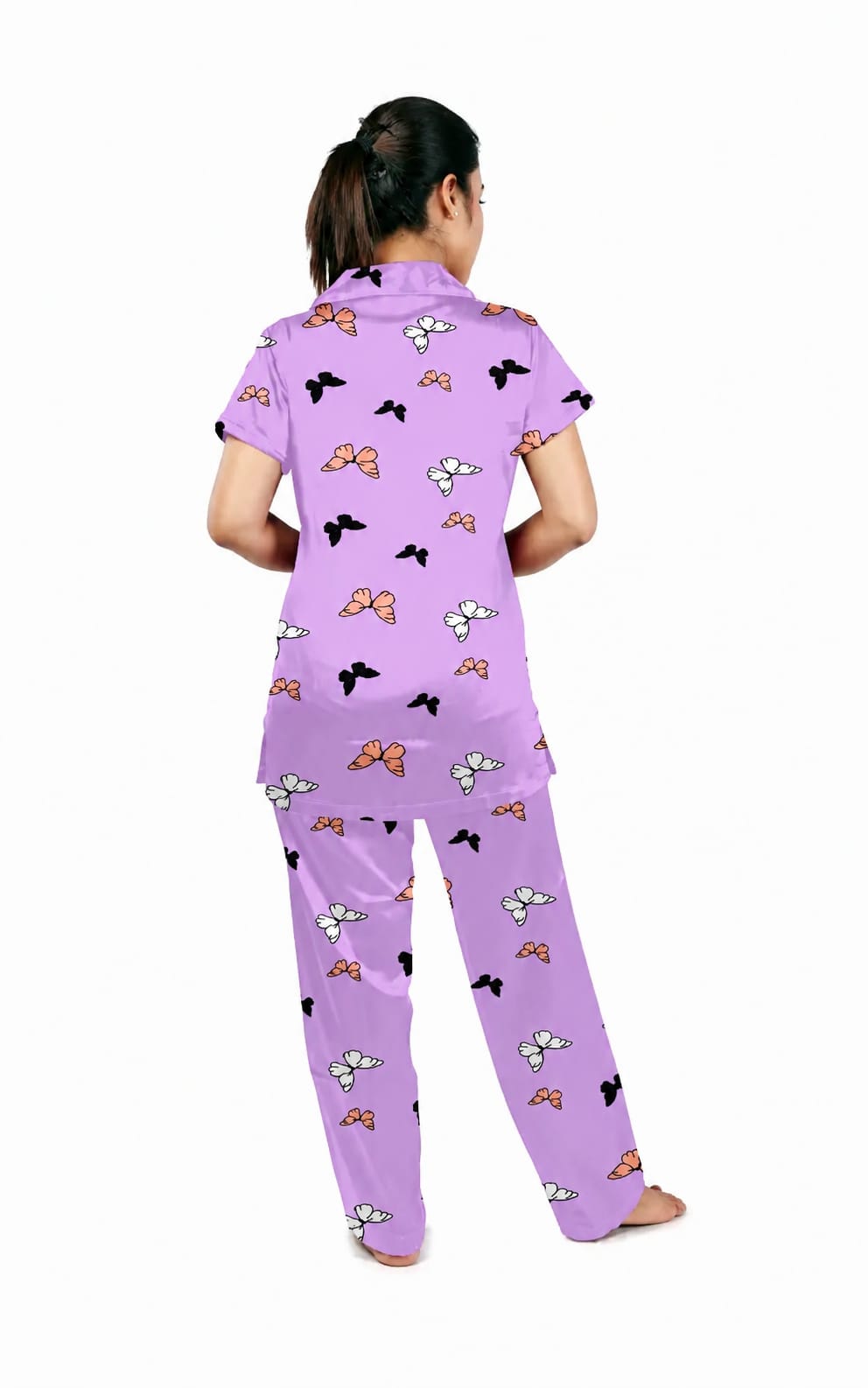 Womens Printed Nightsuit in stain fabric, Below Waist, Lapel Neck, Short Sleeves