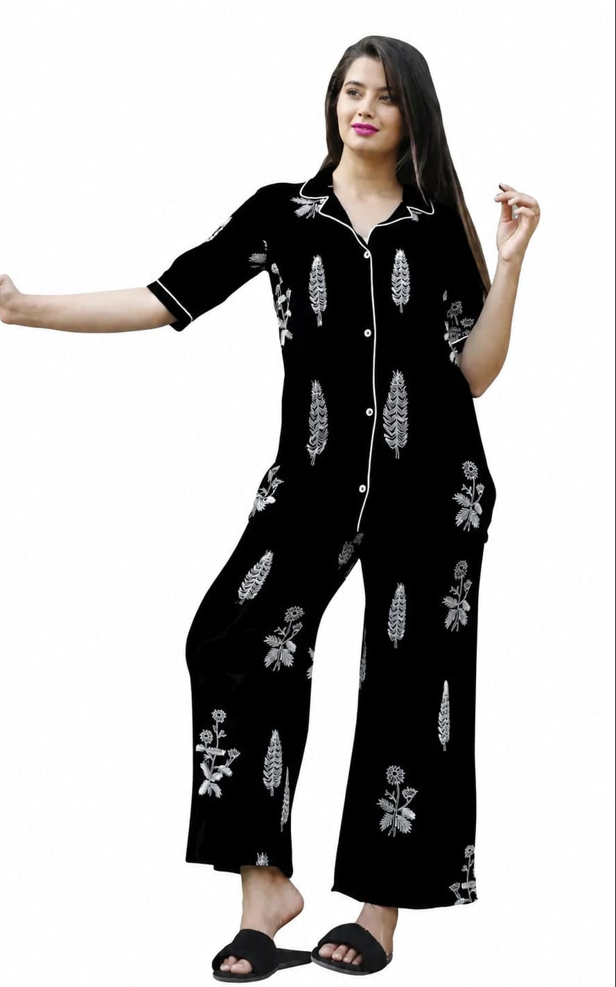 Cotton Nightsuit for womens, Shirt Neck, Short Sleeves