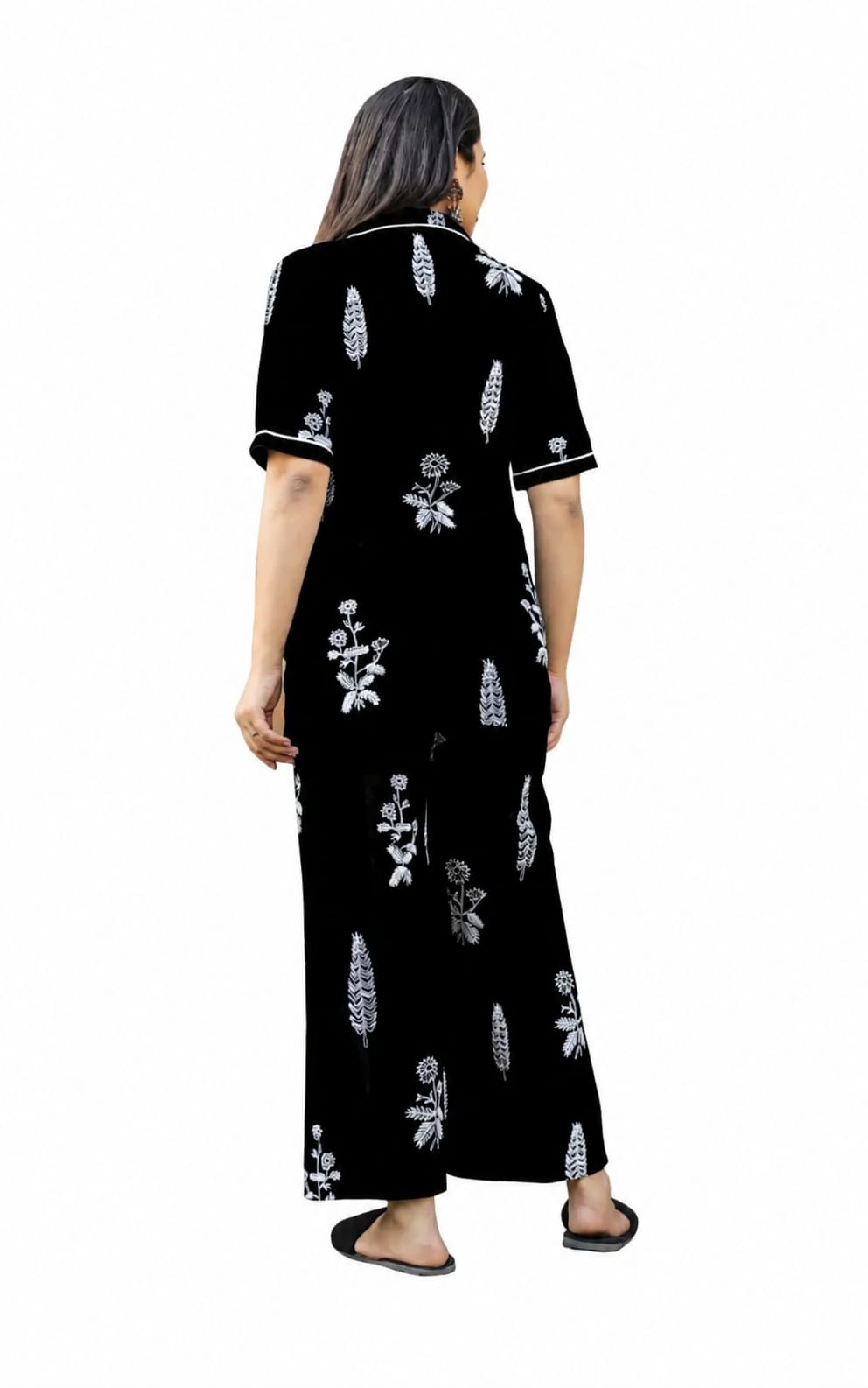 Cotton Nightsuit for womens, Shirt Neck, Short Sleeves