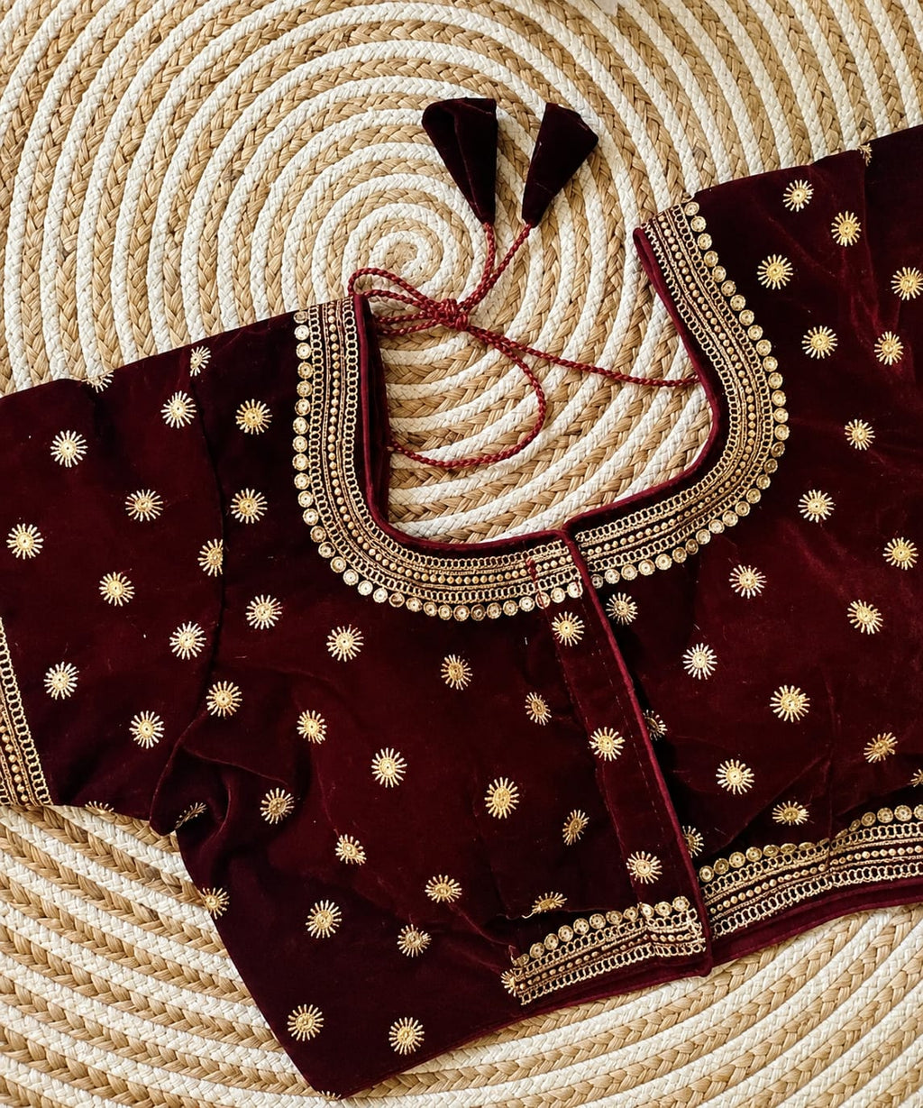 Womens Blouse in Velvet, Round Neck, Short Sleeves, Padded