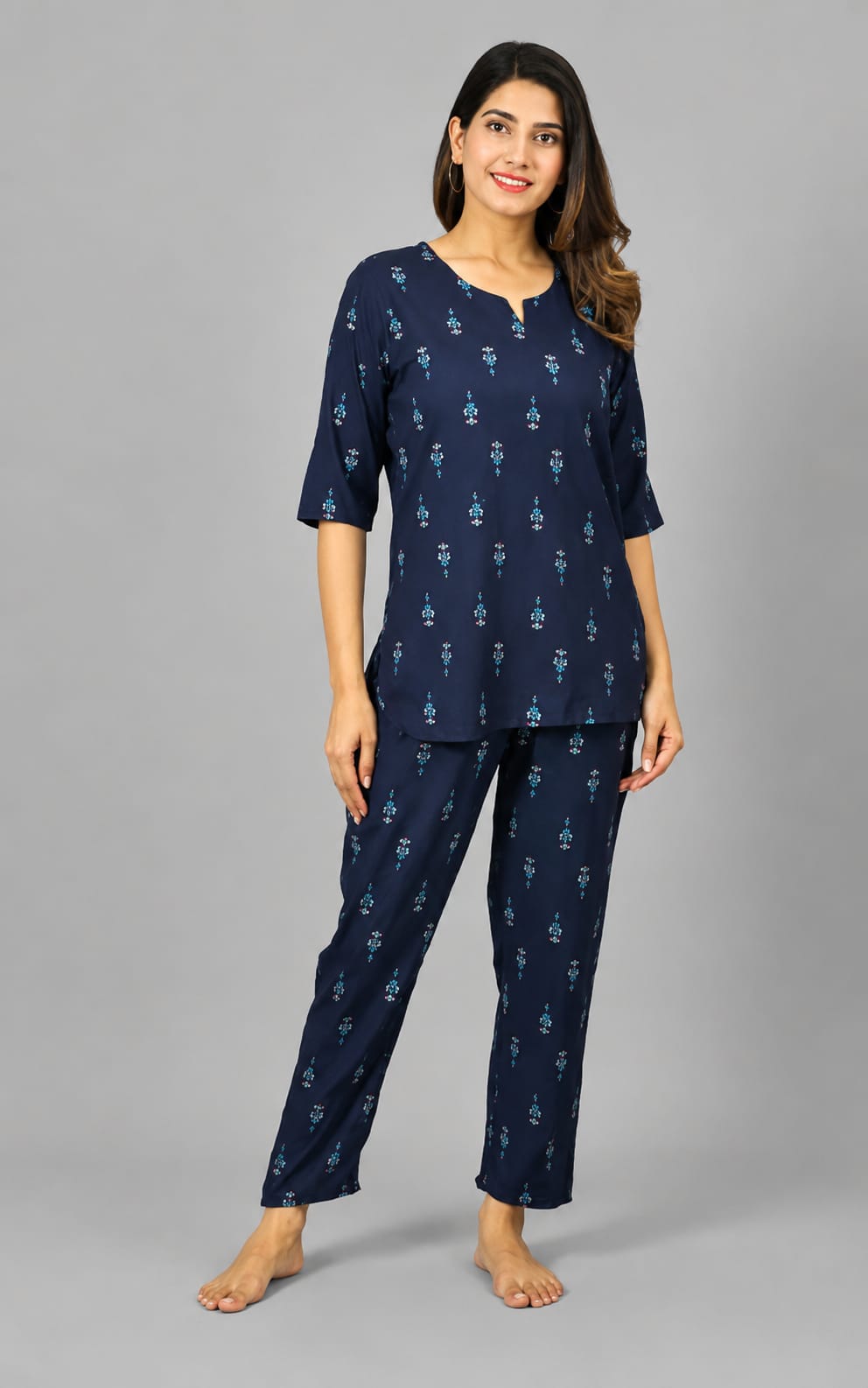 Nightsuit for Womens, Below Waist, Notch Neck, Three-Quater Sleeves