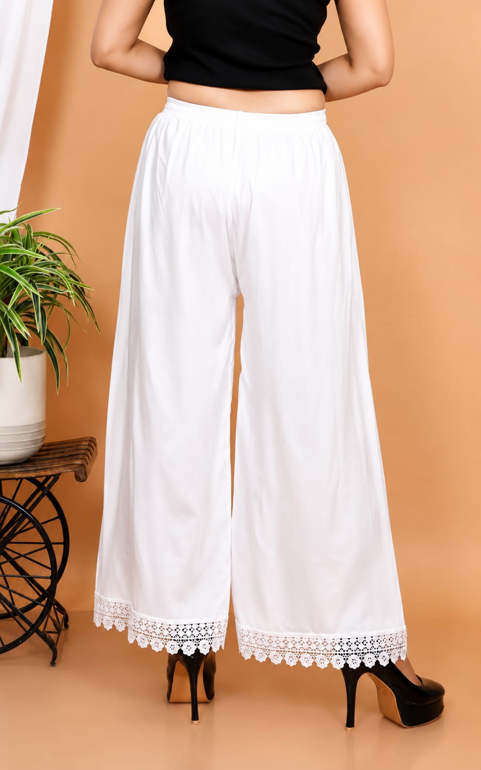Womens Palazzos in rayon fabric, Full Length, Waist is Mid rise, Elastic waistband